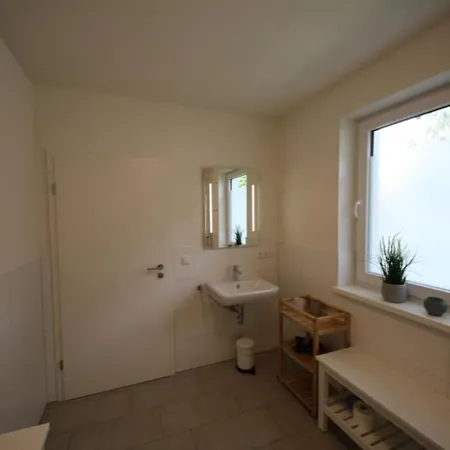 Appartamento K 100 Eg - Ferienwohnung Im Erdgeschoss Mit Grossem Garten *