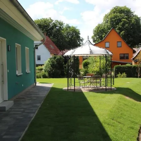 K 100 Eg - Ferienwohnung Im Erdgeschoss Mit Grossem Garten Lägenhet